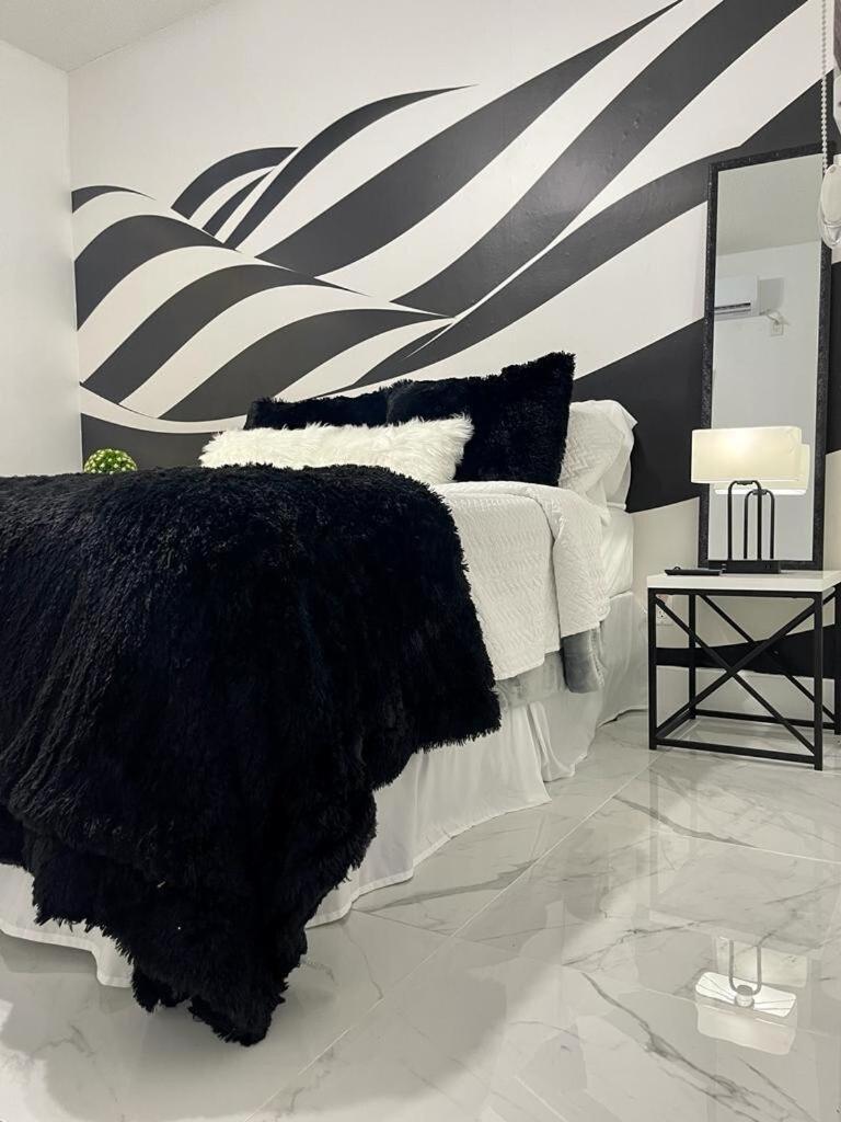 Cozy Studio, Prime Location, Remodeled, 1 Parking West Palm Beach Exterior photo